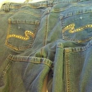 Women's jeans